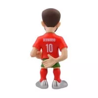 Figurka Bernardo Silva v jeho typické póze
